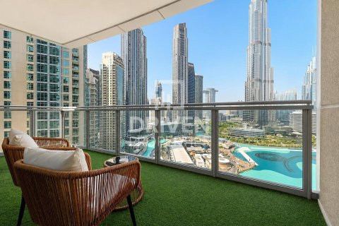 Apartamento en The Residences, Downtown Dubai (Downtown Burj Dubai), Dubai, 3 dormitorios, 183.67 m², № 140707