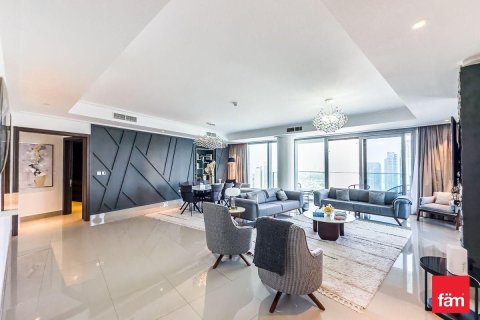 Penthouse in Downtown Dubai (Downtown Burj Dubai), Dubai 4 bedrooms, 279.8 sq.m. № 115310 - photo 2