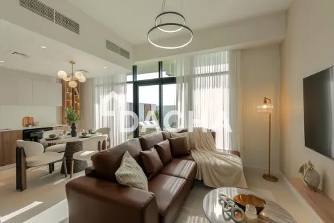 Maison de ville à Dubai, 2 chambres, 106 m², № 133243