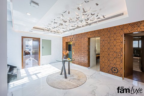 Villa à Palm Jumeirah, Dubai, 6 chambres, 903.8 m², № 7585 - photo 24