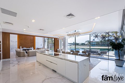 Villa à Palm Jumeirah, Dubai, 6 chambres, 903.8 m², № 7585 - photo 14