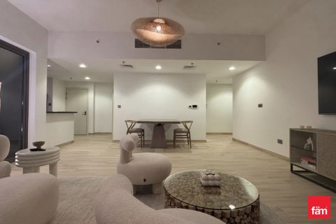 Apartamento en Dubai, 1 dormitorio, 109.8 m², № 96234 - foto 2