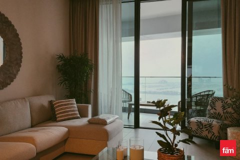 Снять в аренду квартиру в Дубае: 2 спальни, 108м², № 96231 - фото 2