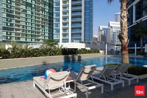 Снять в аренду квартиру в Дубае: 2 спальни, 108м², № 96231 - фото 24