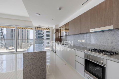 Appartement à EMAAR Beachfront, Dubai Harbour, Dubai, 2 chambres, 154 m², № 86711 - photo 5