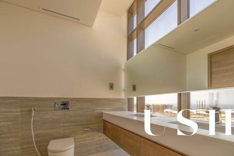 Apartment in Maritime City, Dubai 2 bedrooms, 129 sq.m. № 46689 - photo 13