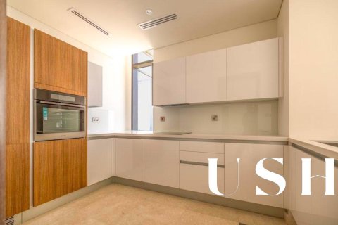 Apartment in Maritime City, Dubai 2 bedrooms, 129 sq.m. № 46689 - photo 8