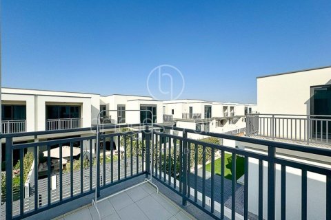 Вилла в Дубай Хилс Эстейт, Дубай, 4 спальни, 272м², № 90759