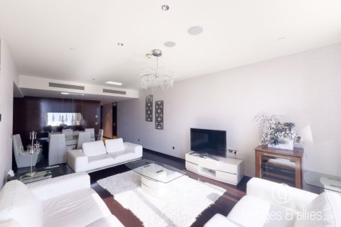 Снять в аренду квартиру в Даунтаун Дубай (Даунтаун Бурдж Дубай), Дубай: 1 спальня, 105м², № 90756 - фото 4