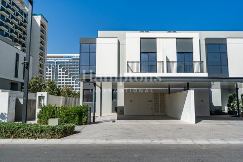 فيلا في Murooj Al Furjan, Al Furjan, دبي 4 غرف نوم, 377.37198600 م² رقم 12580 - صورة 4