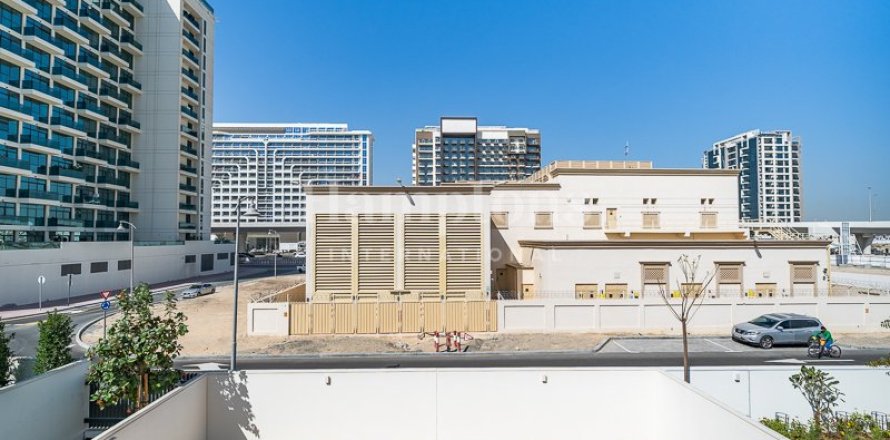 فيلا في Murooj Al Furjan, Al Furjan, دبي 4 غرف نوم, 377.372 م² رقم 12580