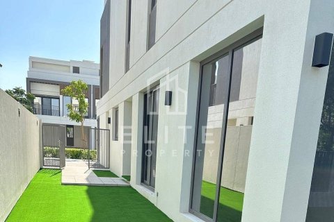 Villa in Aura, Tilal Al Ghaf, Dubai 3 bedrooms № 42165 - photo 1