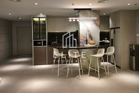 Apartment in Marina View, Dubai Marina, Dubai 3 bedrooms, 201 sq.m. № 42167 - photo 1