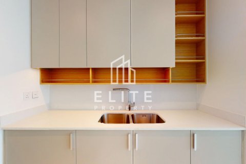 Apartment in Dubai 3 bedrooms, 146 sq.m. № 42157 - photo 7