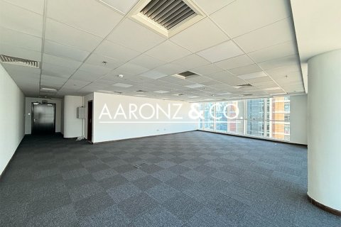Oficina en Business Bay, Dubai, 105 m², № 95984 - foto 2