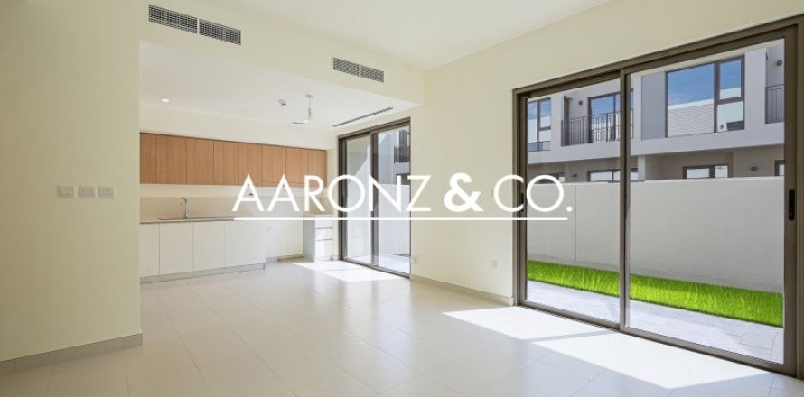 Villa en Dubai South (Dubai World Central), Dubai, 3 dormitorios, 138 m², № 95985