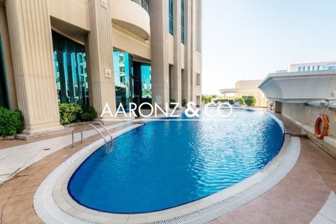Apartamento en Marina Crown, Dubai Marina, Dubai, 1 dormitorio, 78 m², № 95987 - foto 9