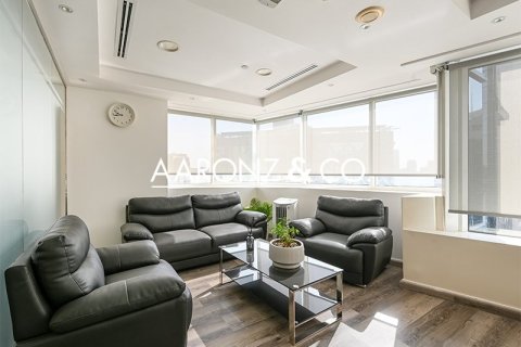 Office in Business Bay, Dubai 95 sq.m. № 95982 - photo 7
