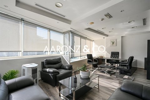 Office in Business Bay, Dubai 95 sq.m. № 95982