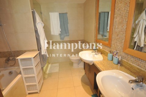 Apartment in The Views 1, The Views, Dubai 2 bedrooms, 143.62803800 sq.m. № 137414 - photo 17