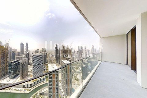 Apartment in Marasi Business Bay, Business Bay, Dubai 4 bedrooms, 249.72326400 sq.m. № 137416 - photo 2