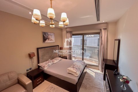 Купить квартиру в Даунтаун Дубай (Даунтаун Бурдж Дубай), Дубай: 40м², № 73166 - фото 3