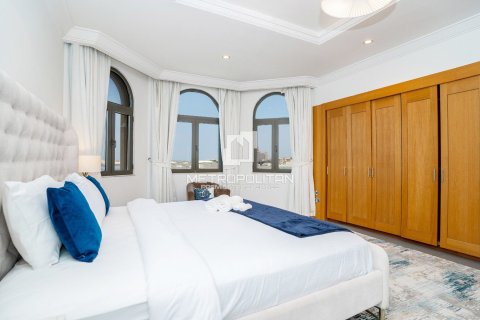 Снять в аренду виллу в Garden Homes, Пальма Джумейра, Дубай: 4 спальни, 624м², № 73160 - фото 19