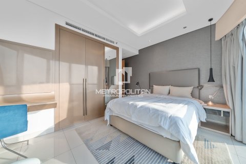 Apartment in DAMAC Towers by Paramount, Business Bay, Dubai 3 bedrooms, 162 sq.m. № 73173 - photo 18