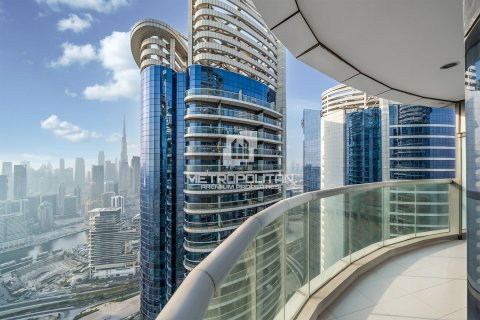 Apartment in DAMAC Towers by Paramount, Business Bay, Dubai 3 bedrooms, 162 sq.m. № 73173 - photo 24