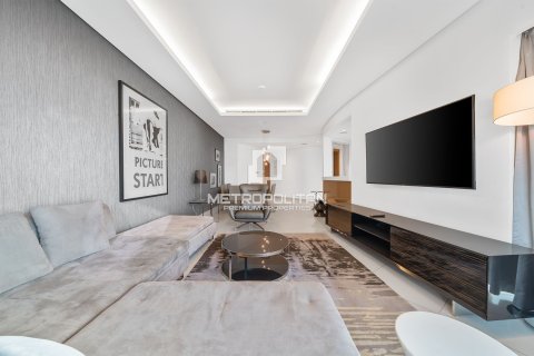 Apartment in DAMAC Towers by Paramount, Business Bay, Dubai 3 bedrooms, 162 sq.m. № 73173 - photo 3