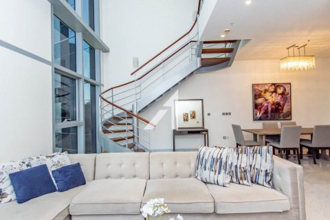Duplex à Central Park Tower, DIFC, Dubai, 2 chambres, 150 m², № 95222