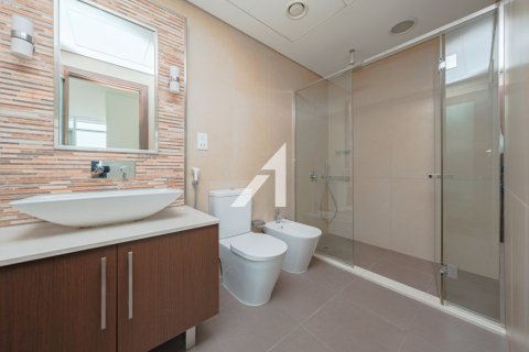 Apartment in DIFC, Dubai 3 bedrooms, 194 sq.m. № 95219 - photo 7