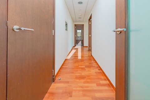 Apartment in DIFC, Dubai 3 bedrooms, 194 sq.m. № 95219 - photo 3