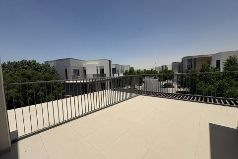 Townhouse in Dubai 4 bedrooms, 248 sq.m. № 109597 - photo 9