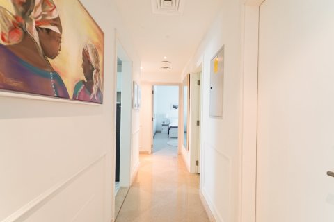 Apartment in Dubai Marina, Dubai 2 bedrooms, 154 sq.m. № 109595 - photo 8