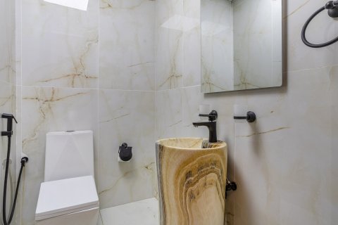 Apartment in Dubai Marina, Dubai 2 bedrooms, 138 sq.m. № 109599 - photo 15