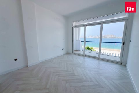 Снять в аренду виллу в Пальме Джумейре, Дубай: 5 спален, 263.8м², № 135238 - фото 15