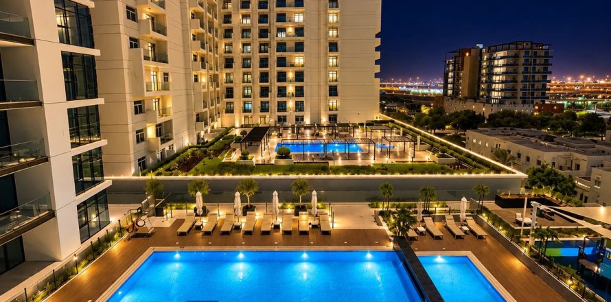Apartamento en Al Furjan, Dubai, 2 dormitorios, 120.1 m², № 135228
