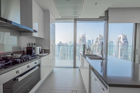 Apartment in Dubai Marina, Dubai 3 bedrooms, 168 sq.m. № 139674 - photo 8