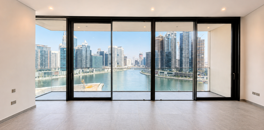 Apartamento en Dubai, 3 dormitorios, 180 m², № 139675