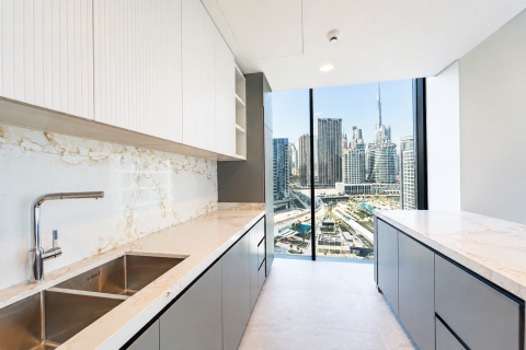 Apartamento en Dubai, 3 dormitorios, 180 m², № 139675 - foto 2