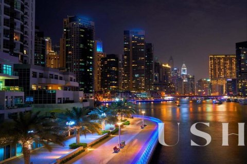 Apartment in Dubai Marina, Dubai 3 bedrooms, 172 sq.m. № 39260 - photo 7