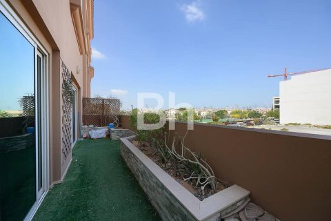 Apartment in Jumeirah Village Triangle, Dubai 2 bedrooms, 184 sq.m. № 22172 - photo 18