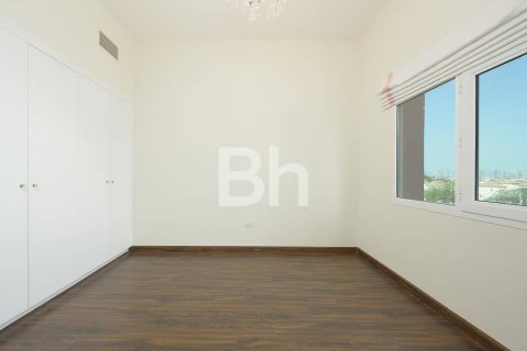 Apartment in Jumeirah Village Triangle, Dubai 2 bedrooms, 184 sq.m. № 22172 - photo 10