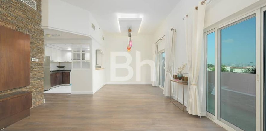 Apartment in Jumeirah Village Triangle, Dubai 2 bedrooms, 184 sq.m. № 22172