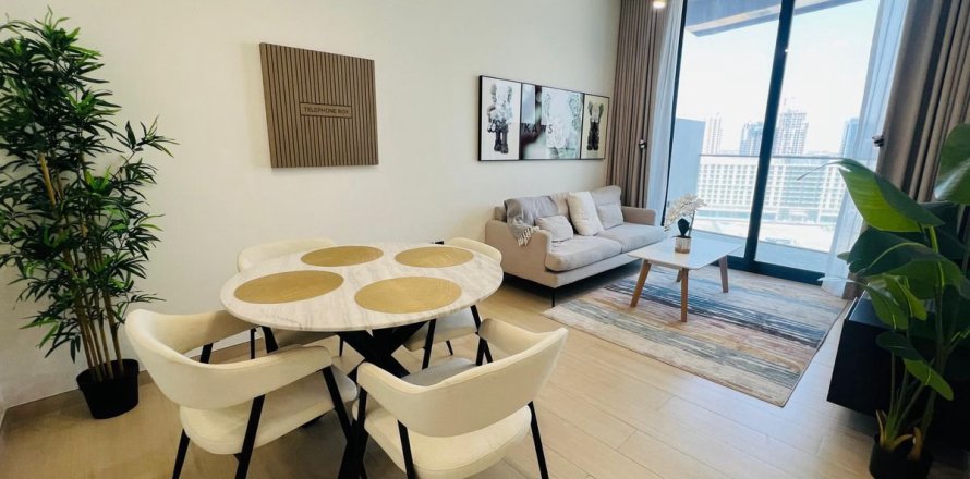 Квартира в Дубае, 3 спальни, 114.8м², № 139600