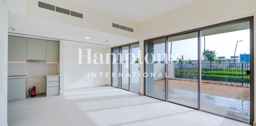 Таунхаус в The Valley, Дубай, 3 спальни, 174м², № 104669