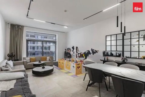 Apartment in Dubai 2 bedrooms, 149.8 sq.m. № 123778 - photo 2