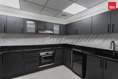 Apartment in Dubai 2 bedrooms, 149.8 sq.m. № 123778 - photo 6