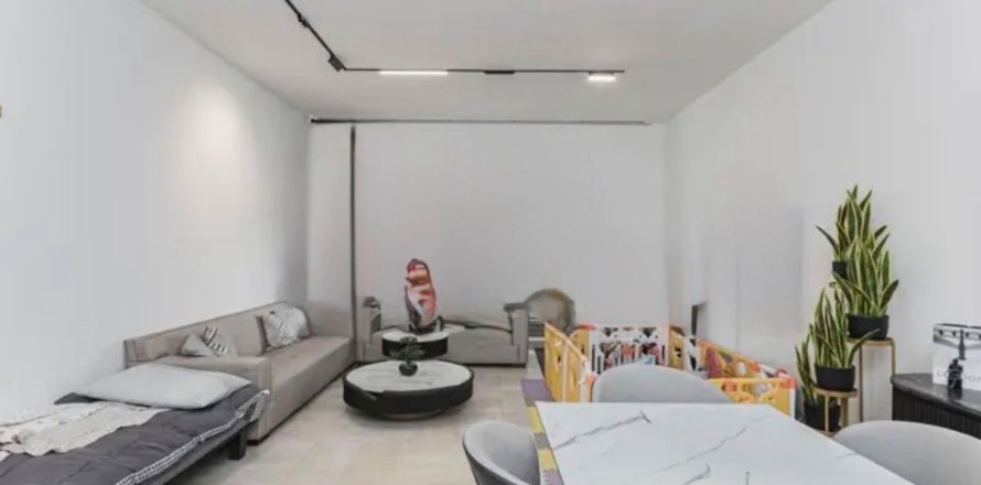 Apartment in Dubai 2 bedrooms, 149.8 sq.m. № 123778